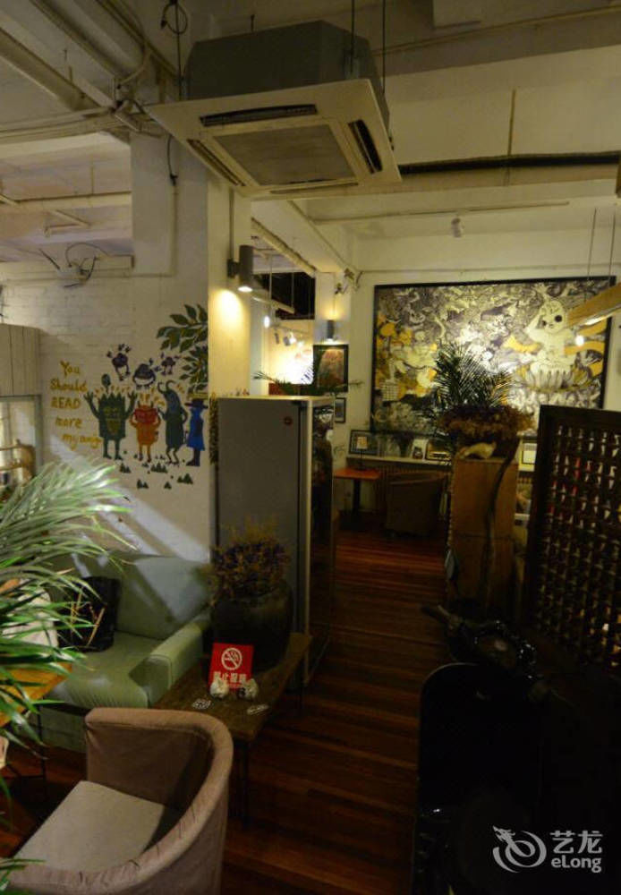 The Loft Design Hostel Chengdu Eksteriør billede